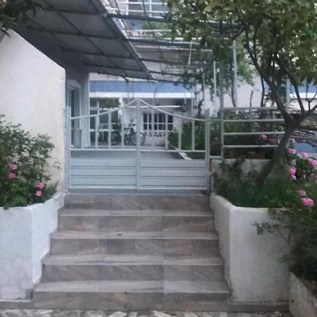 Apartament Roisin Саранда Екстер'єр фото